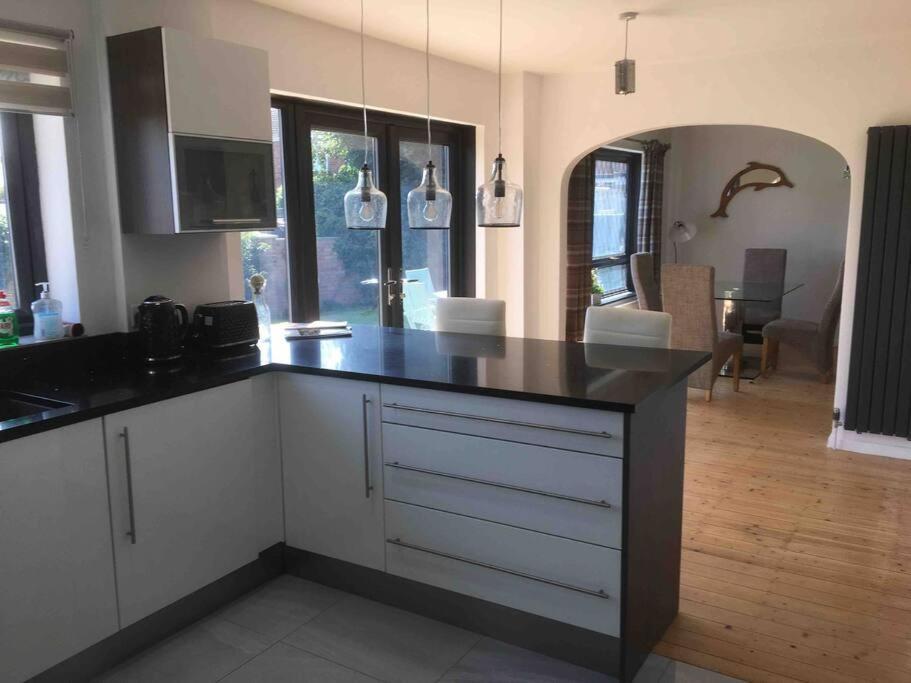 Cherry Cottage ويست ميرسي المظهر الخارجي الصورة